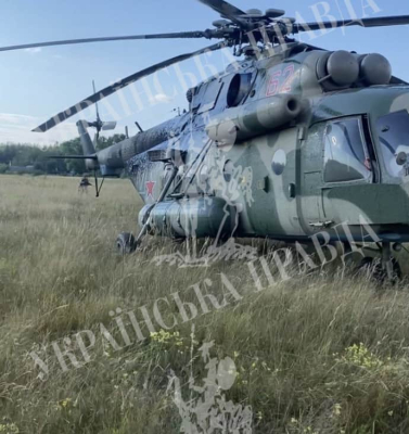 ГУР виманило в Україну російський вертоліт Мі-8 із пілотом - фото