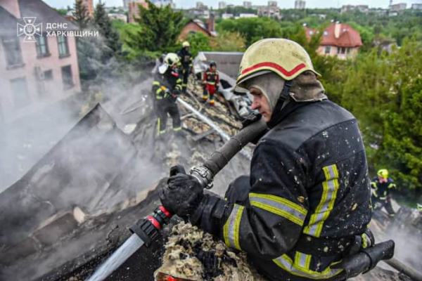 Росіяни вдарили по Харкову 20-ма ''Геранями'': горів ринок ''Барабашово''