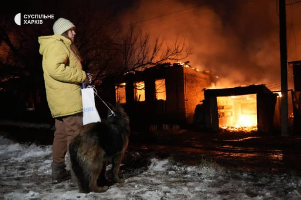 У Харкові ''Шахеди'' влучили у АЗС: горять 14 приватних будинків, загинула людина