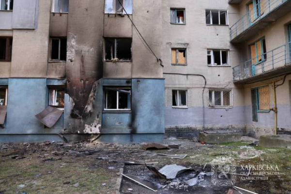 У Харкові ворожі БпЛА влучили в багатоповерхівки: 27 постраждалих, серед них діти