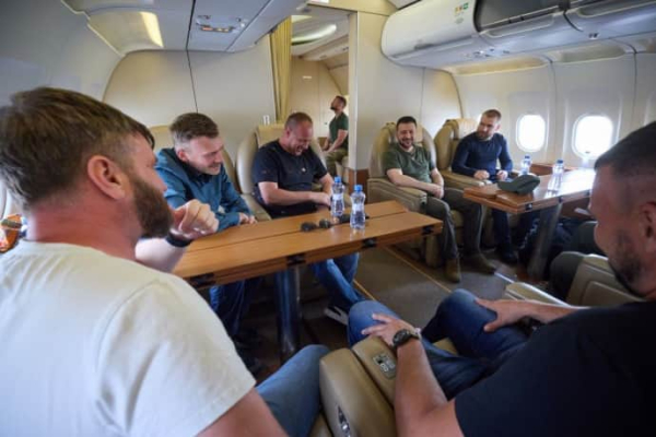 У Зеленського пояснили повернення захисників ''Азовсталі'': За результатами переговорів