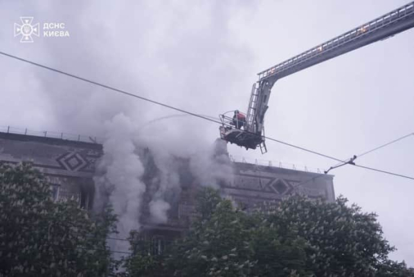 Внаслідок ворожої атаки в Києві 2 загиблих, 8 постраждалих, серед них – 4 дітей