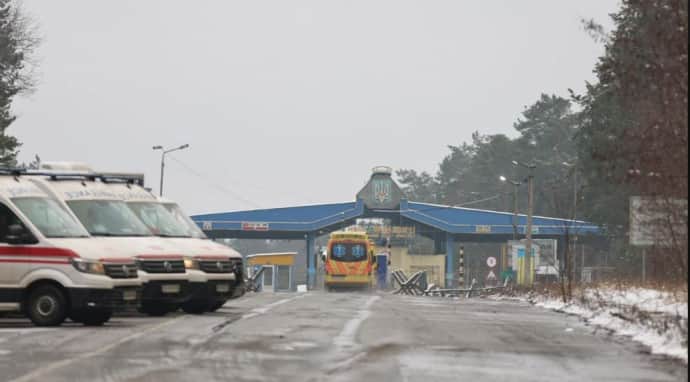 З полону повернули 25 українців, серед яких захисники ''Азовсталі'' та перші важкохворі
